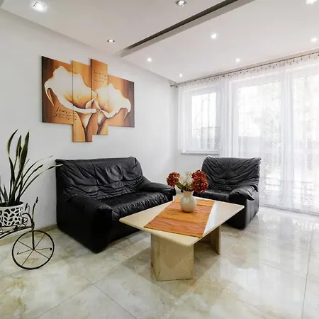 I Goscinne Dawid * ياستارنيا